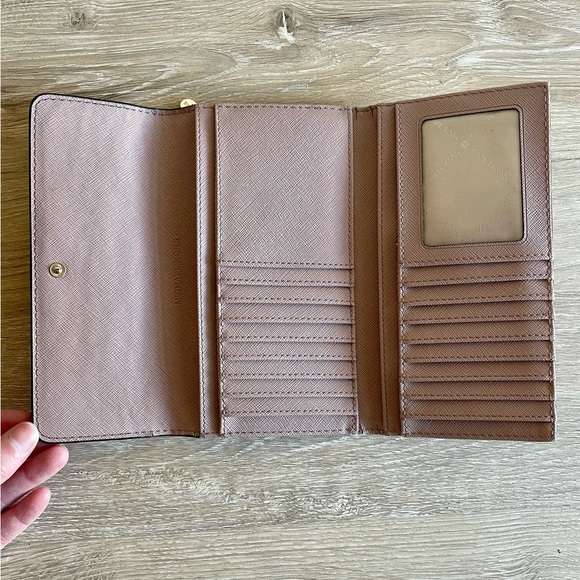 Michael Kors Pink Tri-Fold Large Pebbled Leather Wallet - Picture 6 of 7